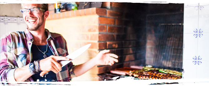 AllYouCanSurf BBQ – Unser Grillmeister macht das beste Fleisch.